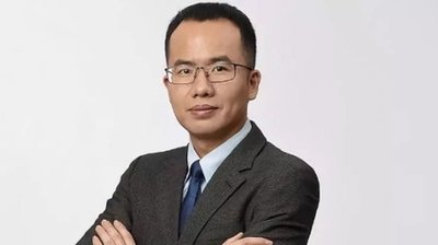 迫切需要信息化建设迈上一个新的台阶