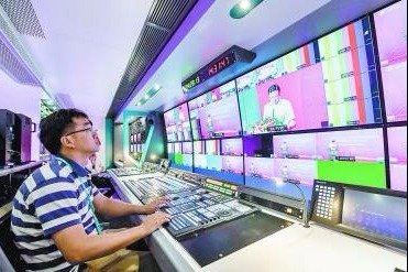 离我们越来越近