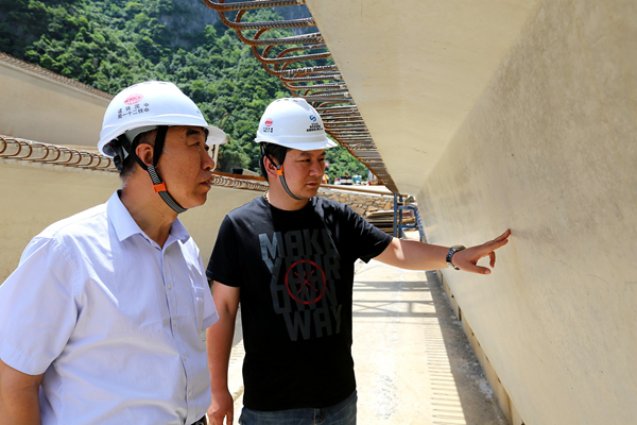把中国铁建攻无不克