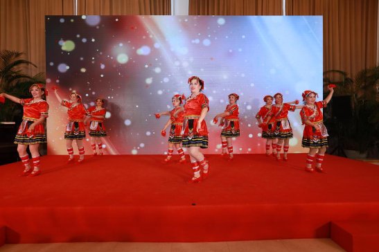 彩带舞《美丽中国走起来》