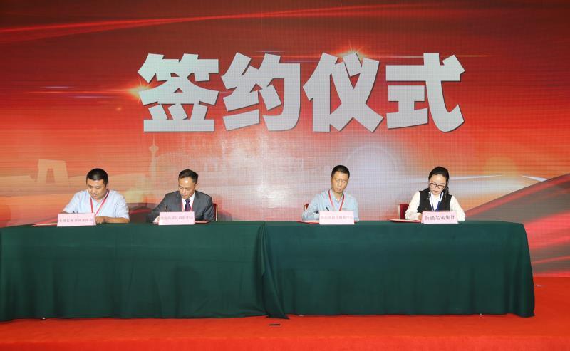 中共中央宣传部原副部长胡振民