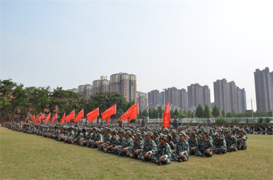 精神抖擞