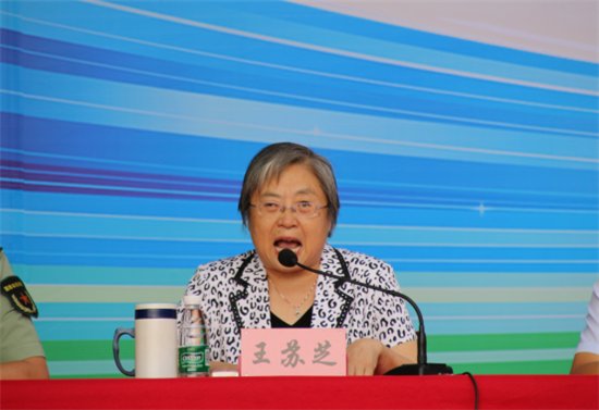 拼搏进取的精神面貌