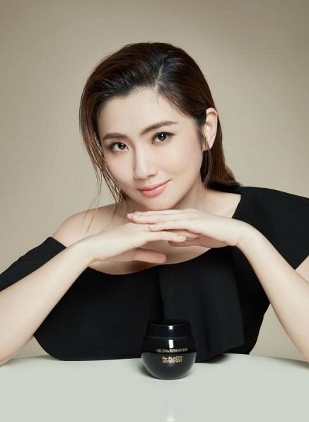 歌手演员 Ｓｅｌｉｎａ 任家萱