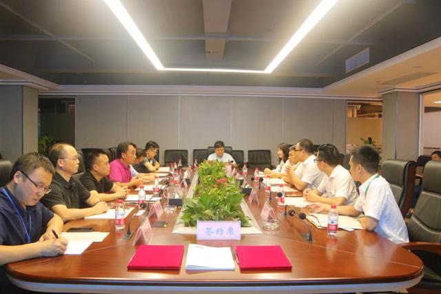 行政经理张佳等共同出席本次仪式