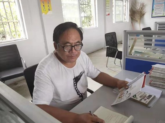 让他患上了双侧股骨头坏死