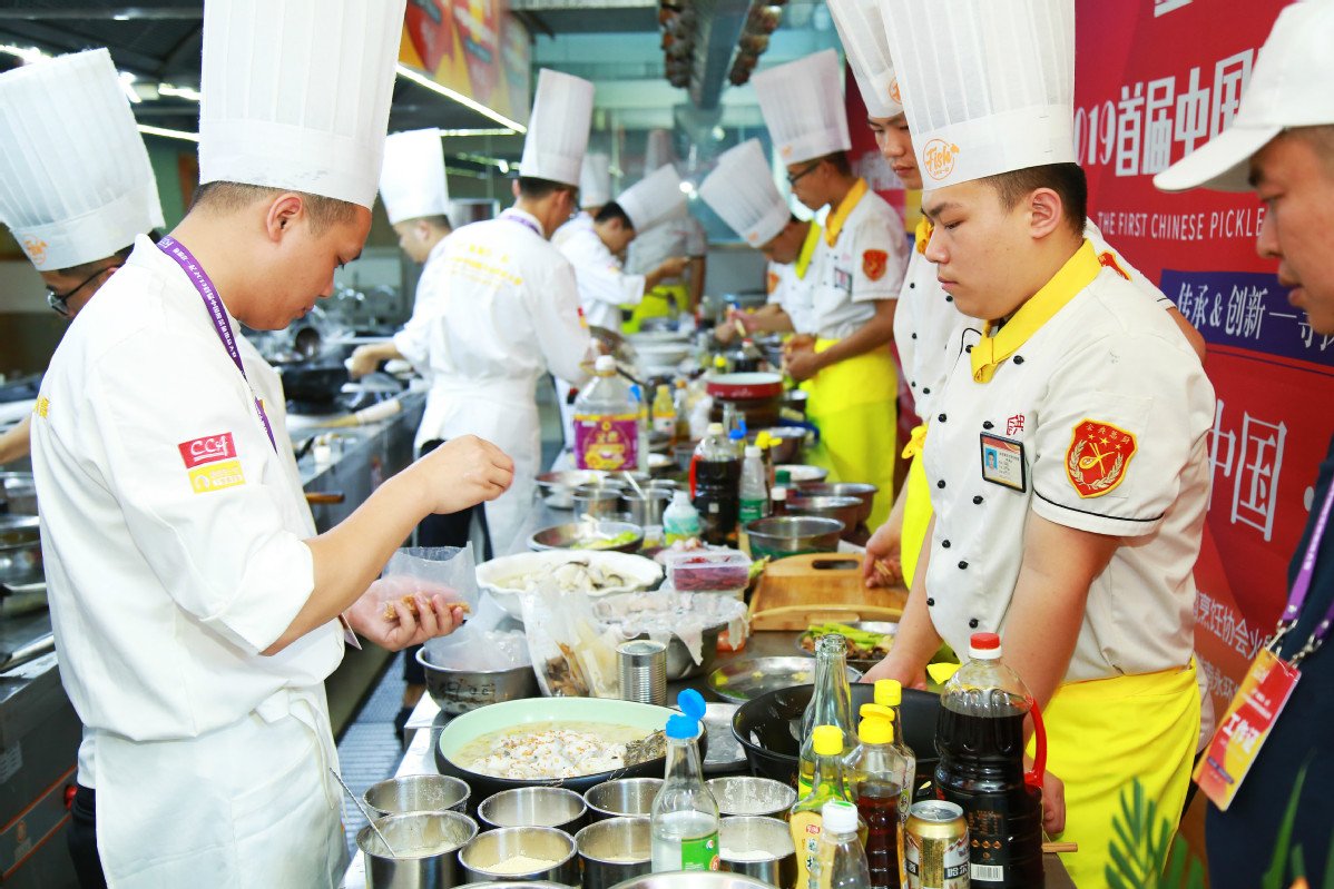 调味......经过一天的厨艺比拼