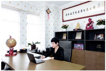 同时作为礼品馈赠给嘉宾