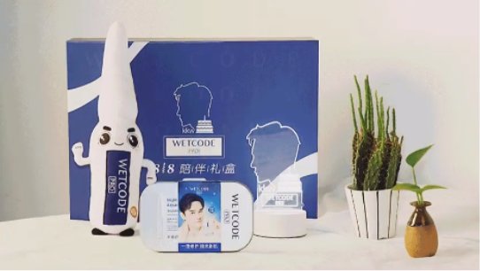 但私下却要承受很多不为人知的困难和压