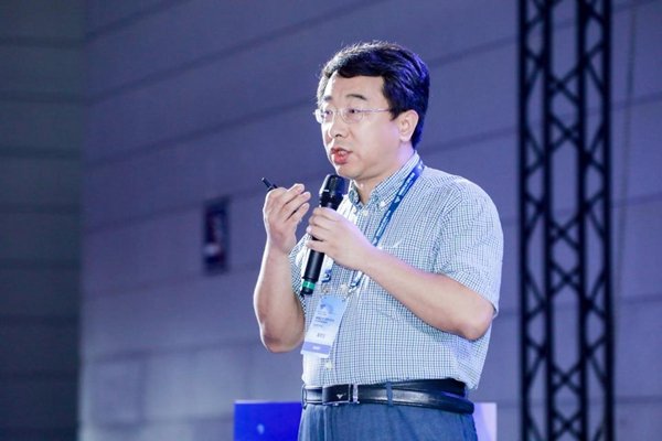 骨干教师大约1000人出席了活动