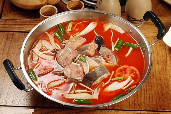 红酸汤是贵州凯里地区苗族传统食品