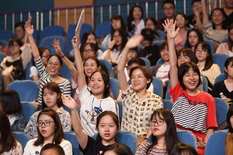 （课工场参赛团队提案现场）