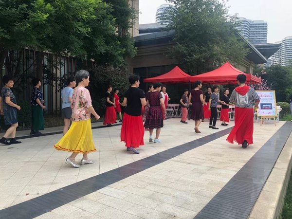 提醒我们记起我们生命中最宝贵的人和事