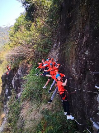 运动篇:上天下水体验“极限挑战”