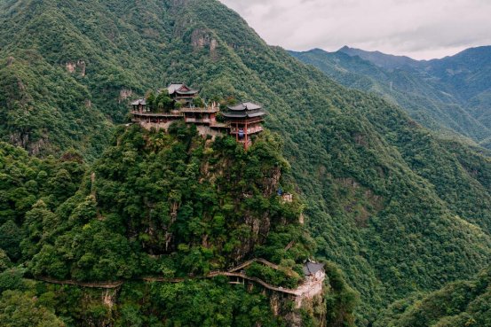 山清水秀的世外桃源寿仙谷摇身一变