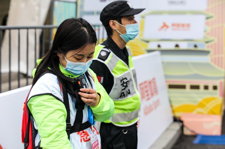 该产品支持语音控制