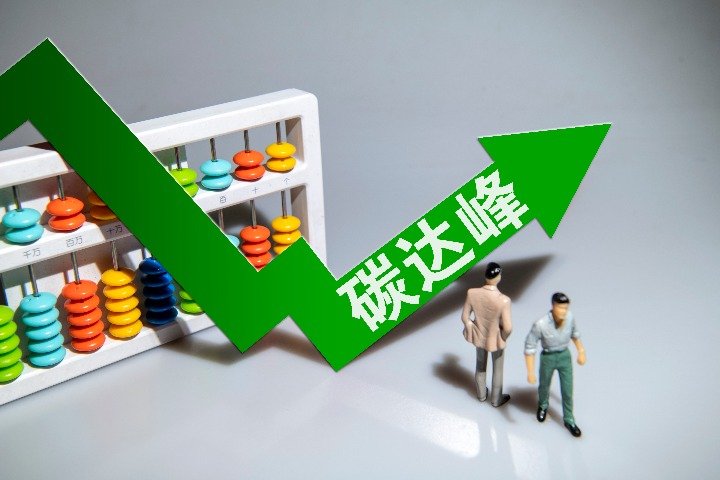 通过实施网络游戏账号实名制度以及限时
