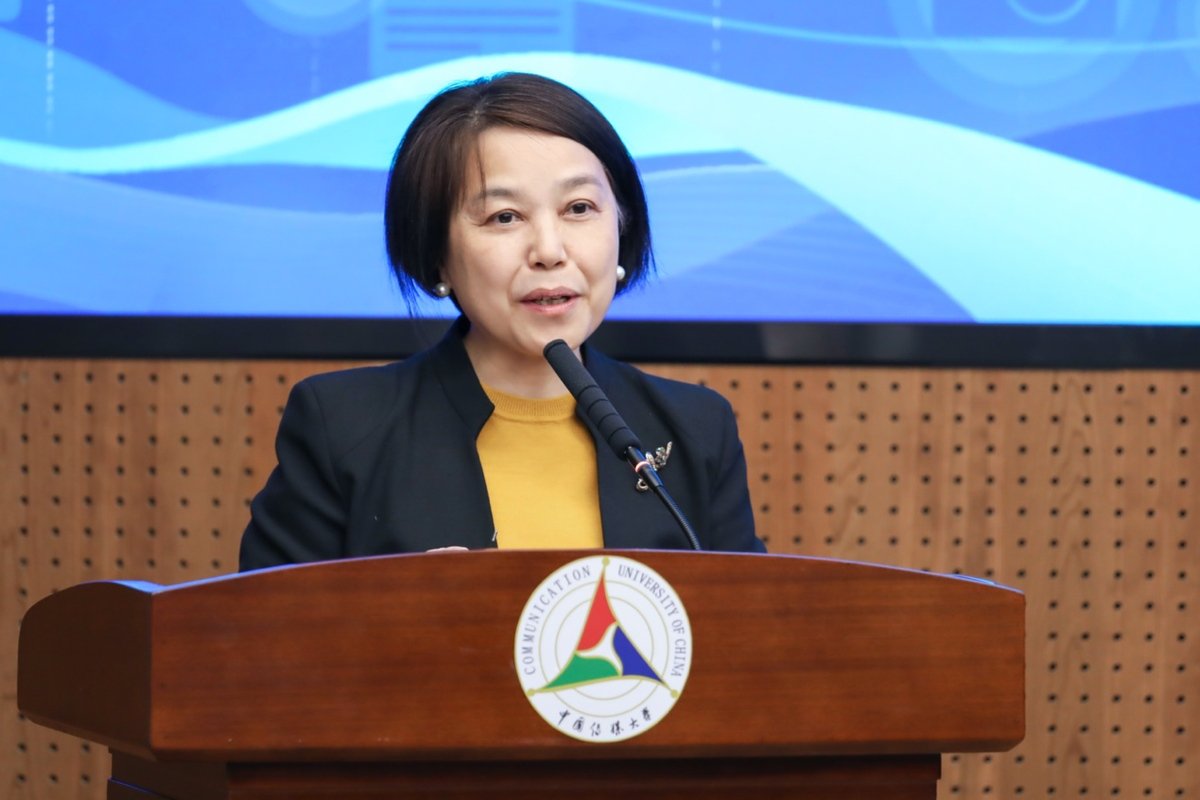 二是要建立和强化共同体意识