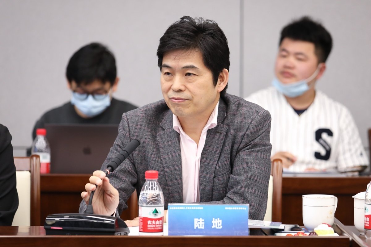 依托产学研结合培养模式