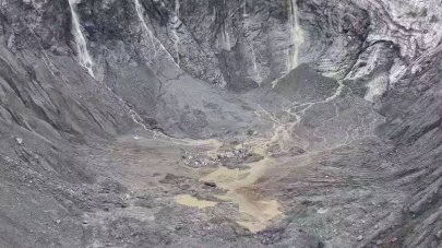 西藏当地政府及时排查吉隆口岸区域地质